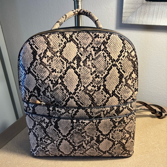 Dome Mini Backpack - Picture 3 of 5